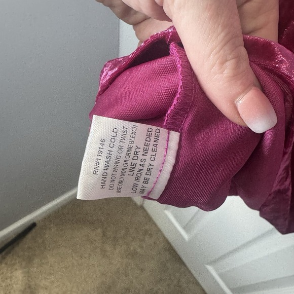 Jodifl Women's Velvet Long Sleeve Top Puff Shoulders Magenta Size 2x Plus NWT - Picture 4 of 5